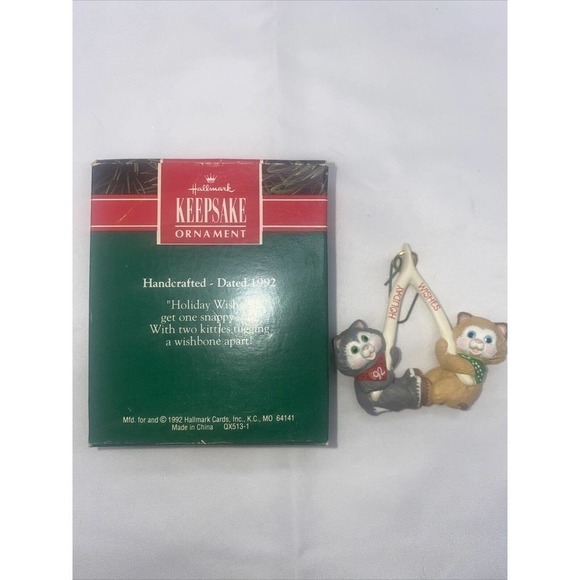 1992 HALLMARK KEEPSAKE ORNAMENT "HOLIDAY WISHES" 05131 - Picture 2 of 4